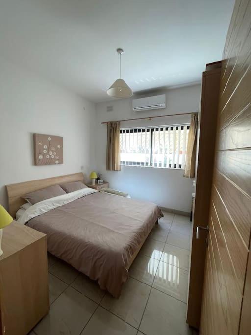 Lovely, Modern, Bright Maisonette. Heart Of סליאמה מראה חיצוני תמונה